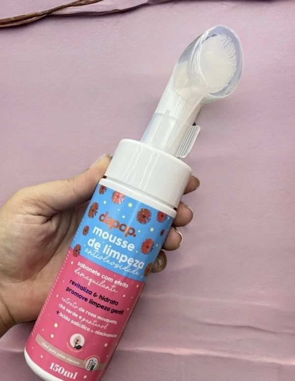 Mousse de limpeza facial